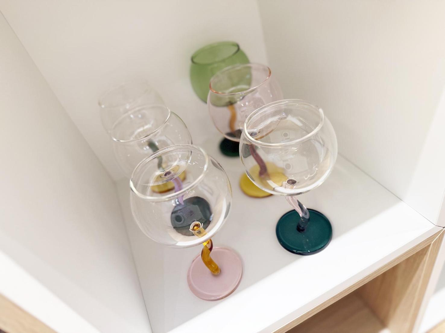 Pop Art & Vibrant Parisian Flat *